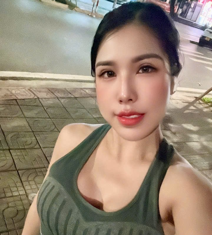 Ms Trần Hạnh